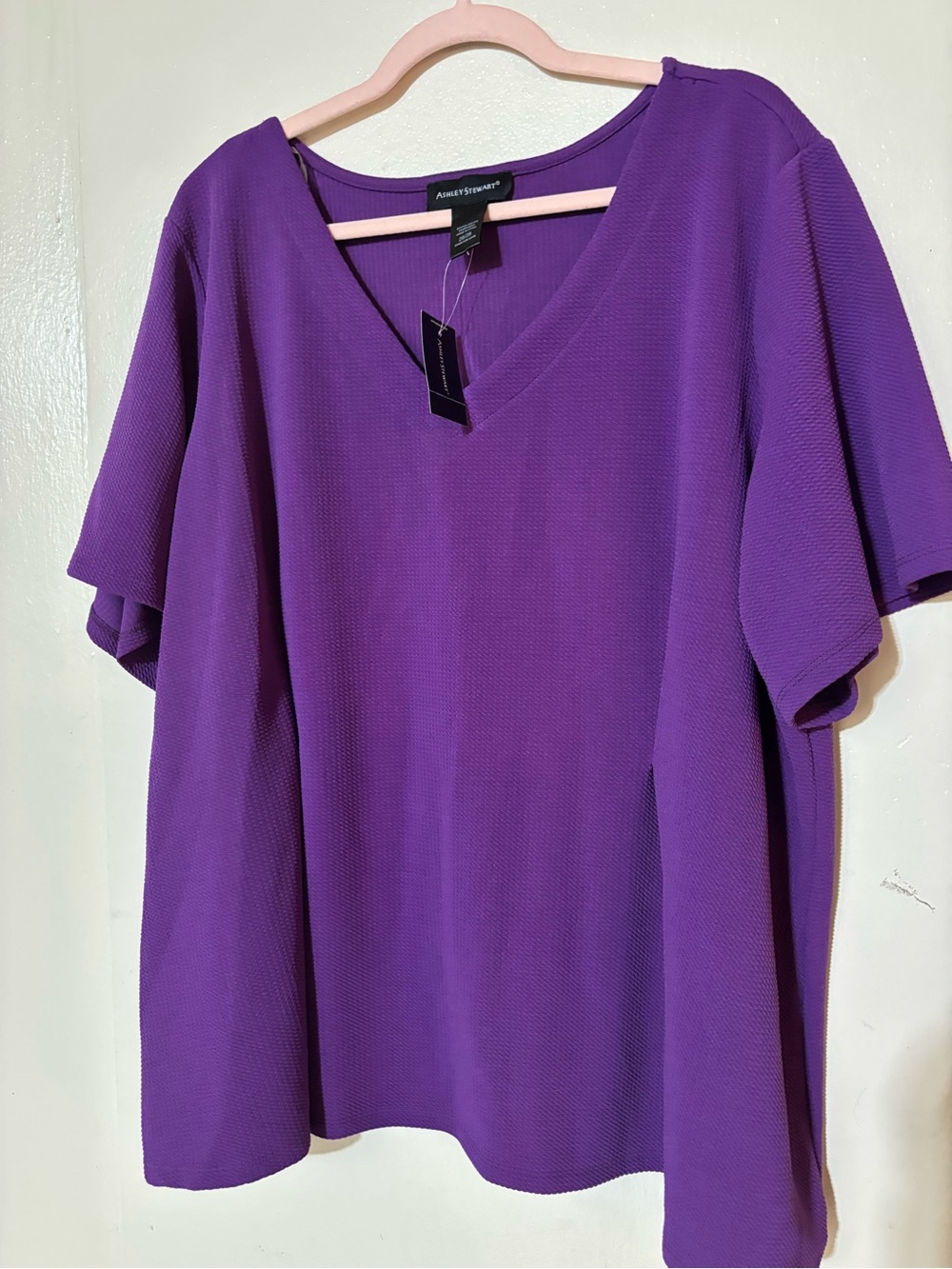 Ashley Stewart Purple V-Neck Textured Top. Size 26/28,